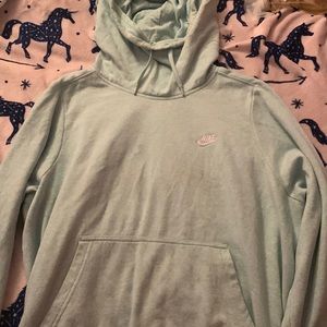 Nike blue pull over.